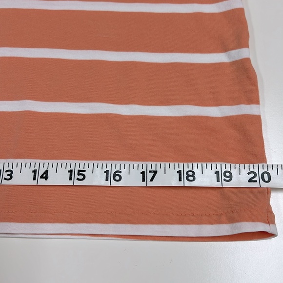 Ralph Lauren Sport V neck tee - Picture 12 of 12